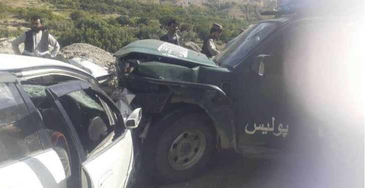 بدخشان کې ترافیکي پېښې؛ درې تنه مړه شوي او ۱۵ نور ژوبل دي