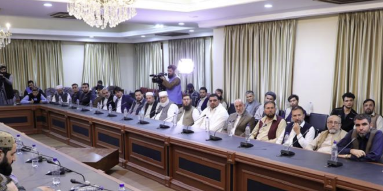 افغان پانګوالو د واخان لارې جوړېدو برخه کې همکارۍ ته چمتووالی ښودلی