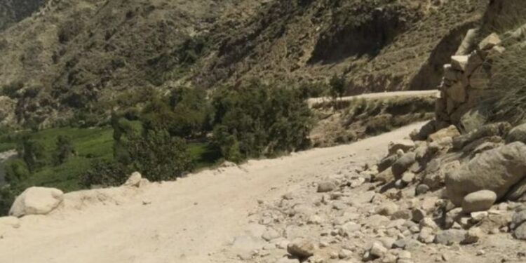 د کونړــ نورستان سړک د رغولو چارې پیل شوې دي