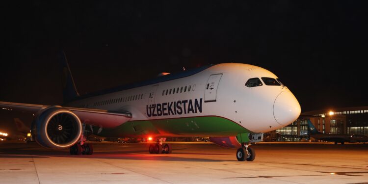 د جه جيانګ او ازبکستان ترمنځ لومړی مستقيم پرواز پيل شو