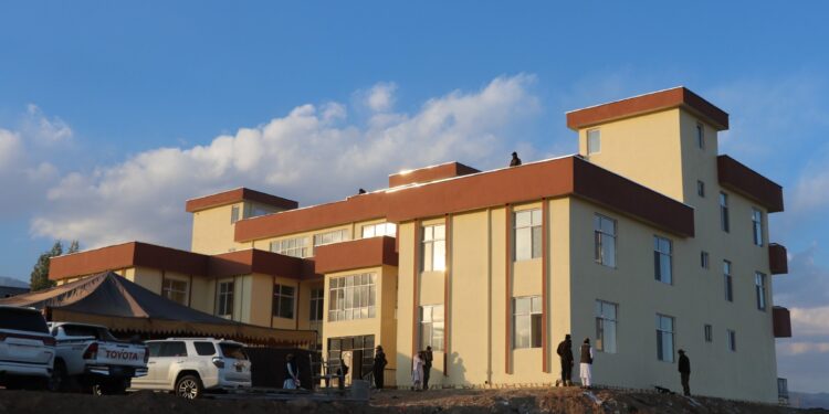 د کابل ګلدرې ولسوالۍ نوې ودانۍ ګټې اخیستنې ته وسپارل شوه