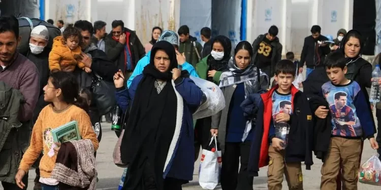 ایران په جبري توګه د افغان کډوالو د ایستلو لړۍ چټکه کړې ده