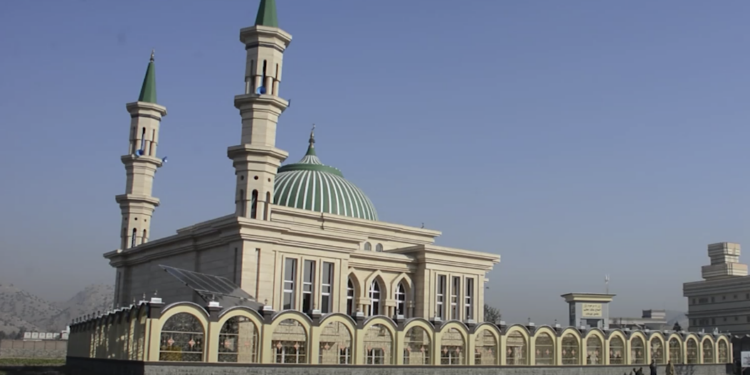 خوست کې د يوه لوى جومات د جوړېدو چارې بشپړې شوې