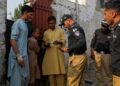 پاکستان کې د افغانستان سفارت د افغانانو پر نیول کېدو اندېښنه ښودلې