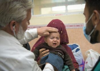 د هوا په سړېدو او ککړېدو سره، د ماشومانو تنفسي ناروغۍ زیاتې شوې