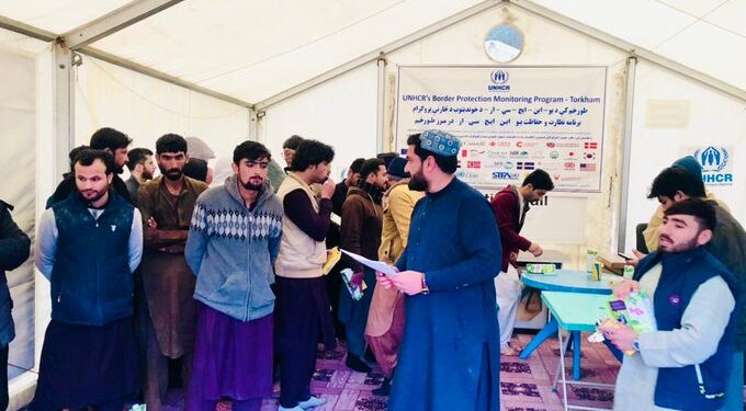 د پاکستان له زندانونو ۳۸ تنه افغان کډوال خوشې شول