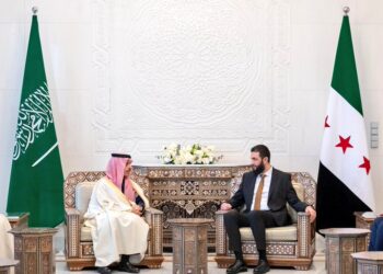 سعودي عربستان پر سوریې د نړیوالو بندیزونو لرې کولو غوښتنه وکړه