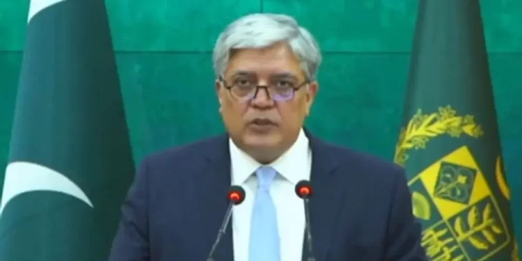 پاکستان:افغانستان کې پاتې شوې عصري وسلې زموږ امنیت ته ګواښ دی