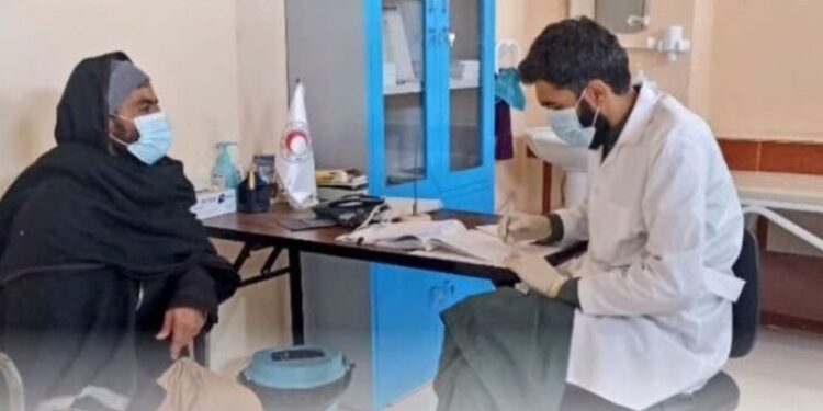 سرې میاشتې هرات کې زرګونو کسانو ته روغتیايي خدمتونه ترسره کړي