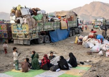 کډوالو وزارت؛ په بلوچستان کې د افغان کډوالو جبري ایستل غندلي