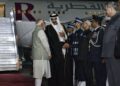 د قطر امیر په دوه ورځني سفر هند ته تللی