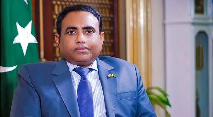 لوړ پوړی پاکستانی ډيپلوماټ امریکا ته له ننتو منعه شوی