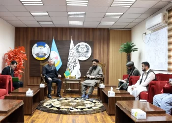 د اوبو او انرژۍ سرپرست وزیر ملا عبداللطیف منصور د ټاپ پروژې د عملي چارو پر پیل ټینګار کړی