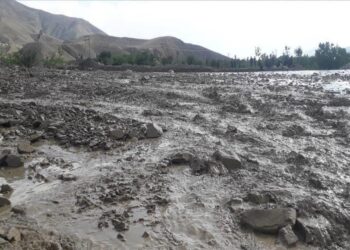 طبیعي پېښو نیم میلیون افغانان د کورونو پرېښودو ته اړ کړي