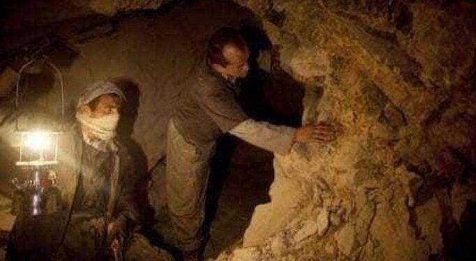 تخار؛ د سرو زرو یوه کان د نړېدو پېښه کې ۲ کارکوونکي مړه شوي