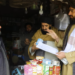 کابل کې پر هټۍ والو نوې نرخ پاڼې وېشل شوي