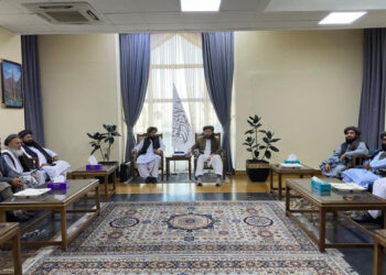 د کرنې سرپرست وزیر د یوه پلاوي په مشرۍ ازبکستان ته ولاړ