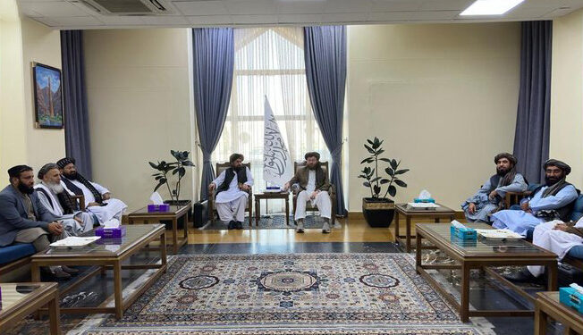 د کرنې سرپرست وزیر د یوه پلاوي په مشرۍ ازبکستان ته ولاړ