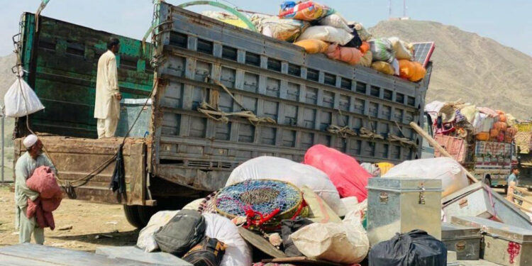 مولوي عبدالکبیر: شتمن هېوادوال دې د کډوالولاسنیوی وکړي