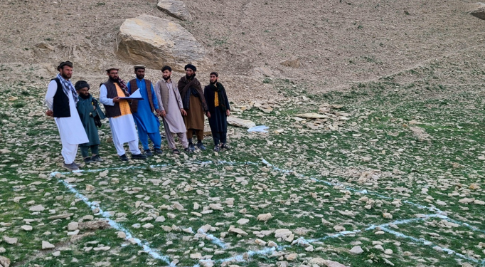غور؛ د اوبو رسولو ۲ شبکو د جوړولو او ترمیم چارې پیل شوې
