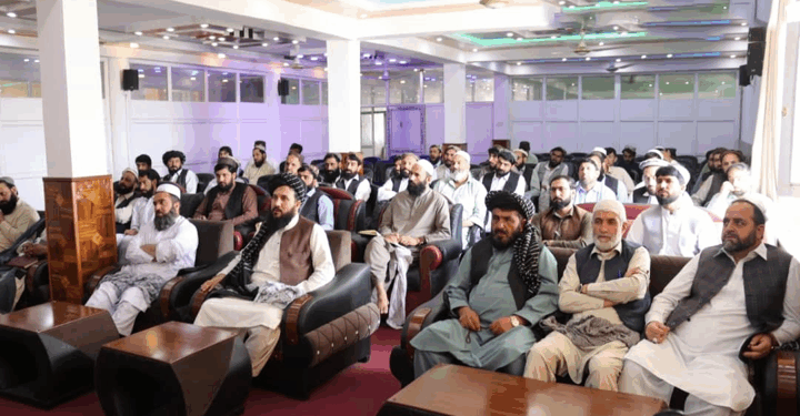 په خوست کې تېر کال لسګونه پراختیايي پروژې پلې شوي