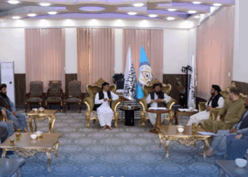 بلخ؛ د ۵۰۰ میلیون ډالرو په لګښت د نفتي توکو د استخراج کارخونه جوړېږي