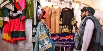 زابل کې ملي تولیداتو ته د بازارموندنې په موخه نندارتون جوړ شوی