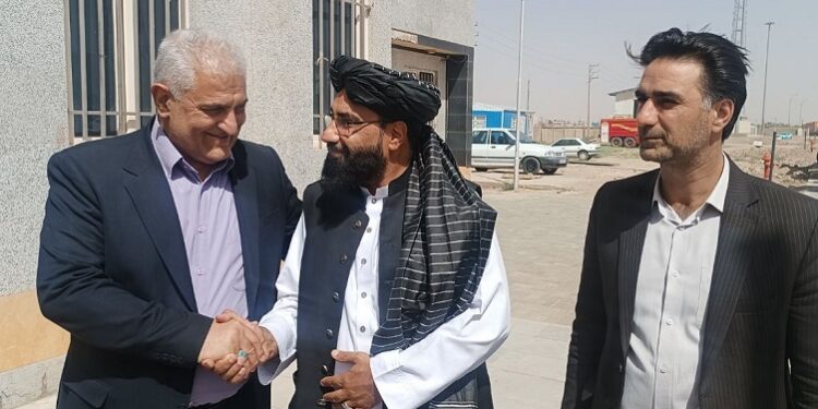 رحمت فیضان: له ایرانه د افغانان کډوالو د راستنېدو هرکلی کوو