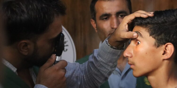 هرات کې د سترګو وړیا درمنلې کمپاین پیل شو