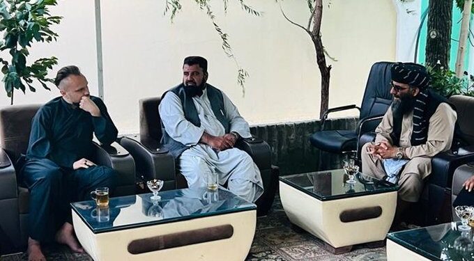 یوه روسي سوداګر د پنجشېر پر کانونو پانګونې ته لېوالتیا ښودلې