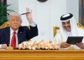 ټرمپ؛ د قطر له امیر سره د سوداګریزو اړیکو د پیاوړتیا هوکړې لاسلیک کړې