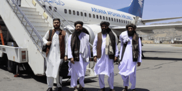 د عبدالطیف منصور په مشرۍ پلاوی ازبکستان ته ولاړ