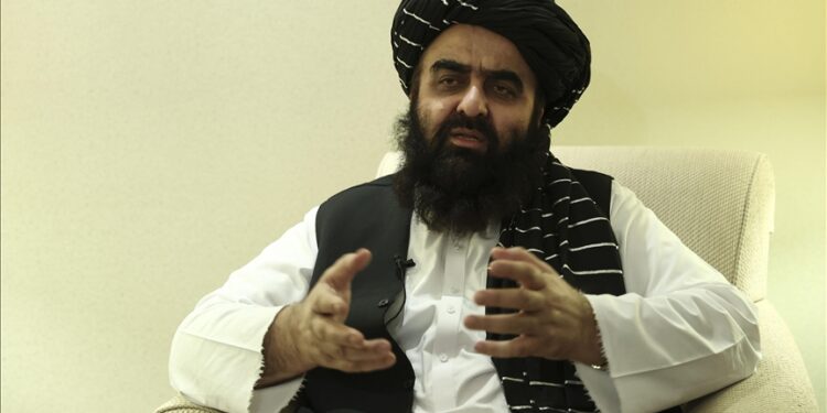 متقي: افغانستان له ۴۵ کلونو وروسته نوي پړاو ته داخل شوی