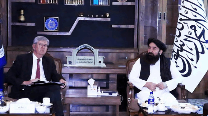 د اطلاعاتو او کلتور وزیر؛ د افغانستان او ناروې د خپلواک کمېسيون له مشر سره کتلي