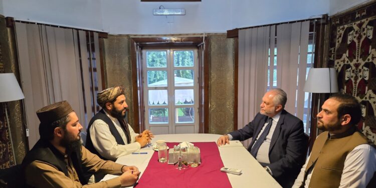 مومند: افغان سوداګرو ته دې د ویزو برخه کې اسانتیا رامنځته شي