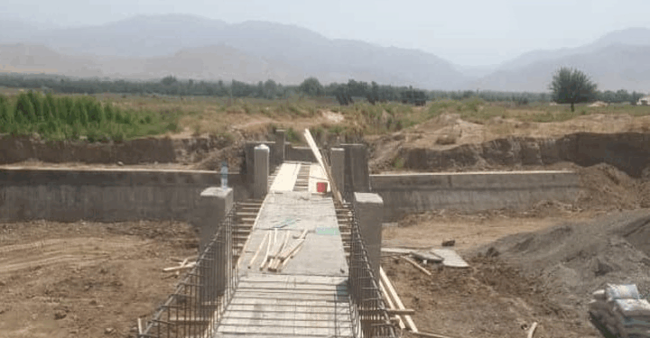 بغلان کې د اوبو لګولو د یو شمېر کرنیزو پروژو چارې پیل شوې