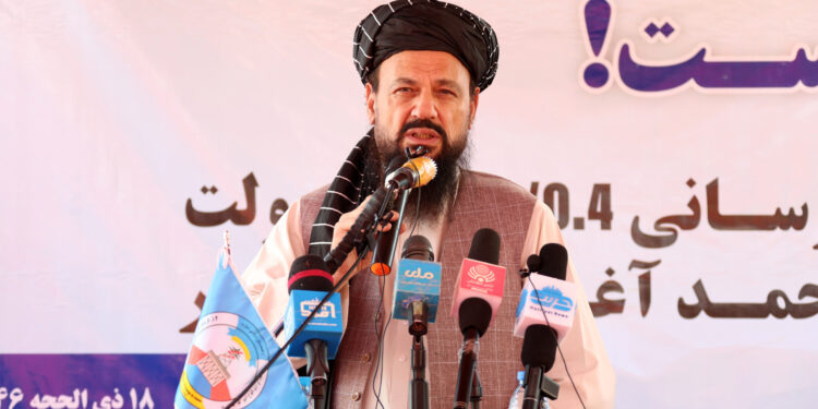 لوګر کې د ۲۰ کیلو ولټه برېښنا پروژې چارې پيل شوې