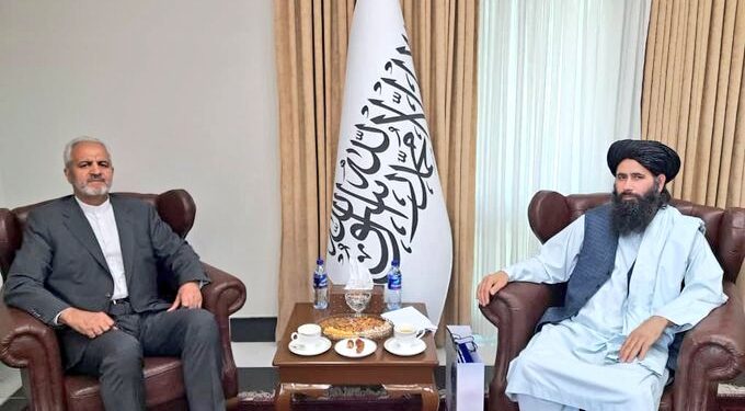 افغان او ایراني لوري د دوه اړخیزو اړیکو پر پراختیا خبرې کړې دي