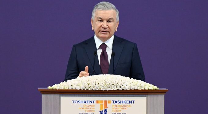 د ازبکستان ولسمشر افغانستان سره د تعامل پر اهمیت ټینګار کړی