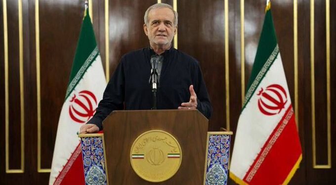پزشکیان: ایران هېڅکله متجاوز نه وو او نه دی