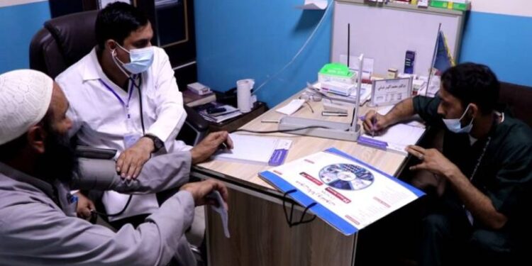 خوست؛ يوه روغتون د وړيا درملنې ۴ ورځنی روغتیايي کمپ پرانیستی