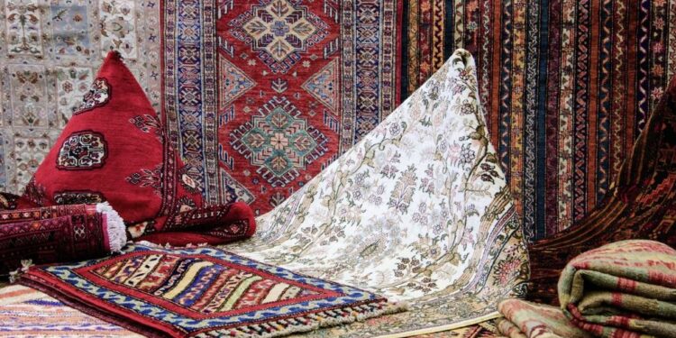 سوداګرۍ وزارت: هڅه کوو د ایران او ترکیې له لارې اروپايي بازارونو ته د غالیو صادرات وکړو