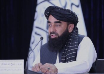 مجاهد: د کډوالو موضوع باید د تفاهم او همغږۍ له لارې حل شي