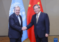 لي چيانګ د ملګرو ملتونو له سرمنشي انټونيو ګوټريس سره وليدل