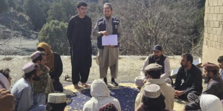 خوست؛ په لرې پرتو سیمو کې په لومړي ځل خلکو ته روغتیایي خدمات برابر شوي