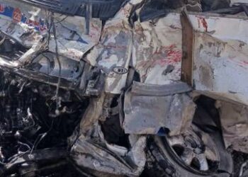 هلمند کې د ترافیکي پېښې له امله ۱۶ کسانو ته مرګ ژوبله اوښتې