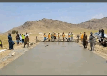 کاپيسا کې د ۸ کیلومتره سړک د کانکرېټ کولو چارې پيل شوې