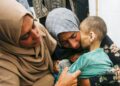 بشري سازمانونه: د غزې خلک سختې لوږې د مرګ له ګواښ سره مخ کړي