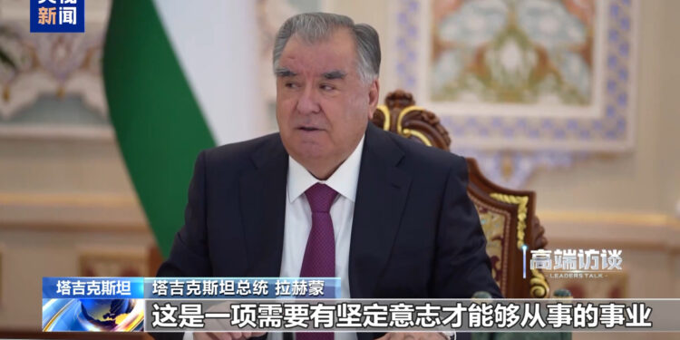 د تاجکستان ولسمشر امام علي رحمان: د شانګهای همکارۍ سازمان تيانجين سرمشريزه به د دغه سازمان نوی فصل پرانيزي