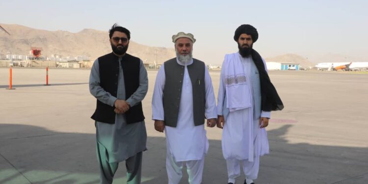 د قرغیزستان په اقتصادي فوروم کې افغان پلاوی هم ګډون کوي